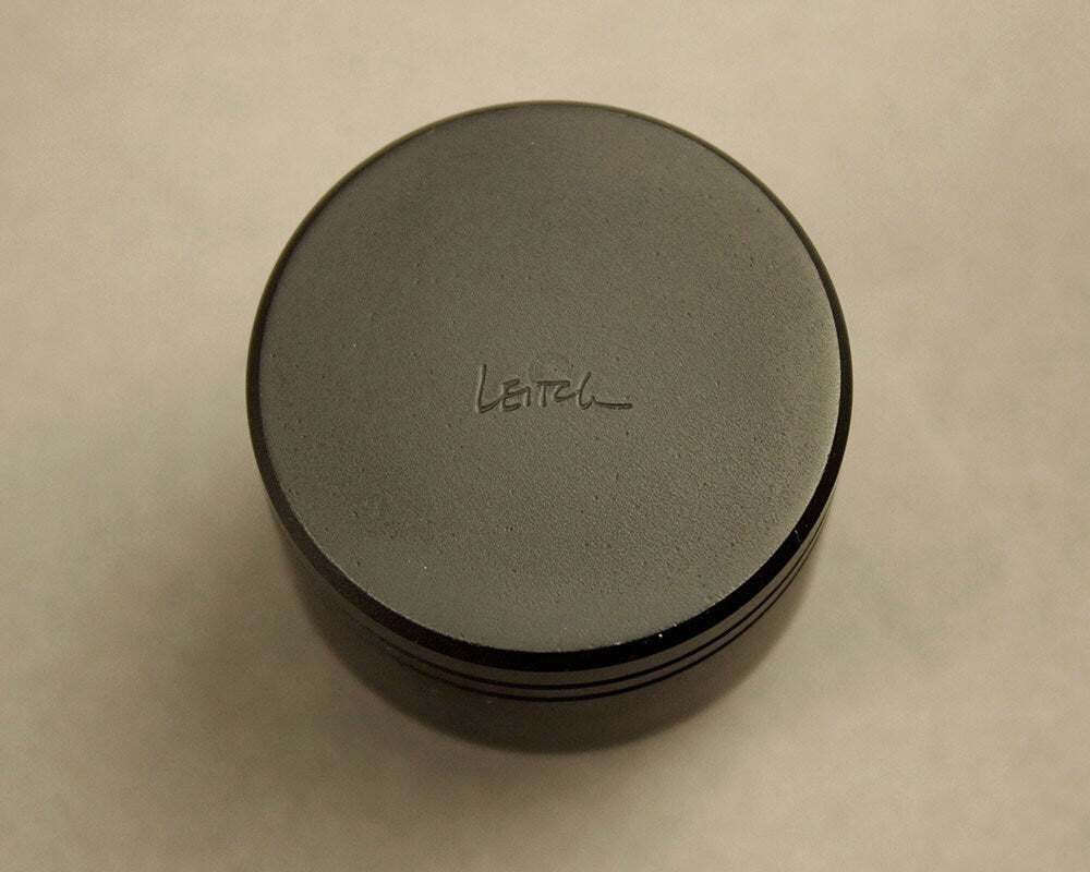 Anodized Aluminum Razor Stand